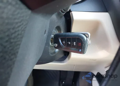 2020 Toyota Camry Le from USA, damaged, VIN 4T1C11AK8LU984569